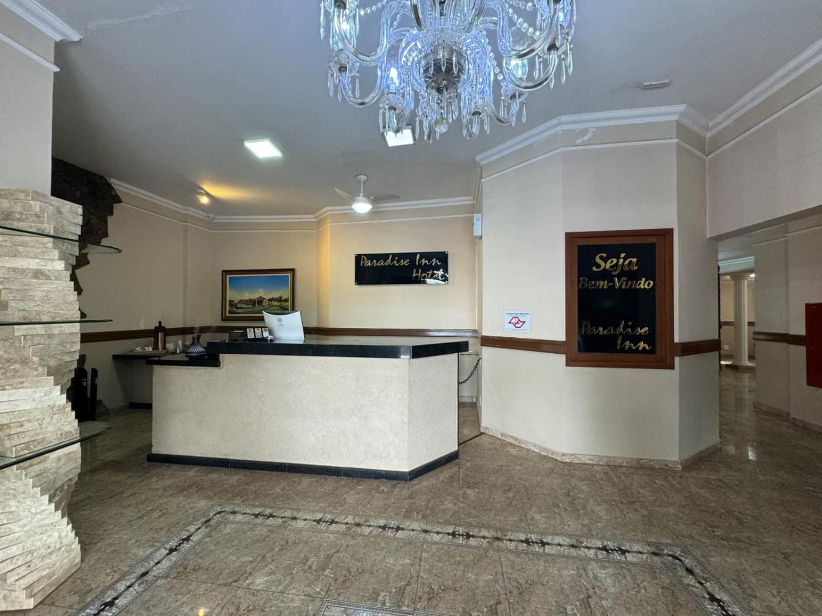 Paradise Inn Hotel Катандува Екстериор снимка
